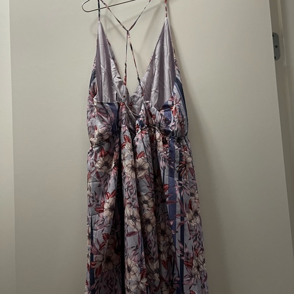 Maxi purple glitter dress. - Picture 2 of 4